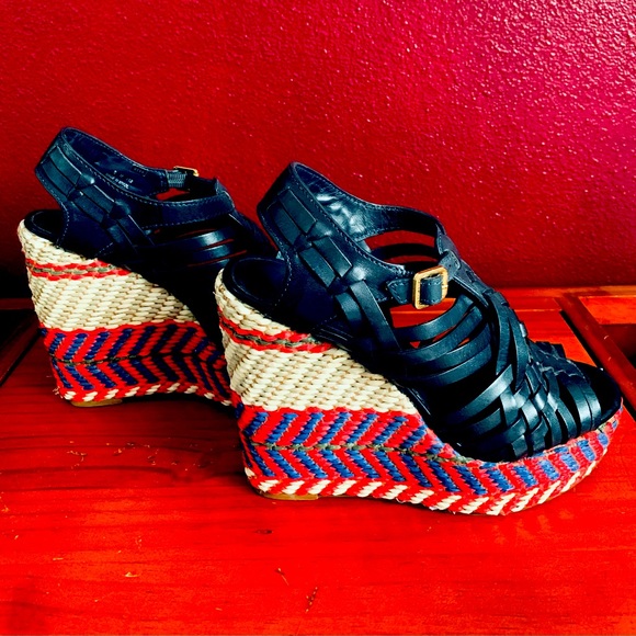TORY BURCH Raven Woven Leather and Raffia Wedge Sandals Size 6, Like New - Picture 2 of 10
